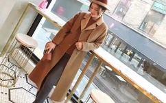 美女扒开腿让男人桶爽久久软件